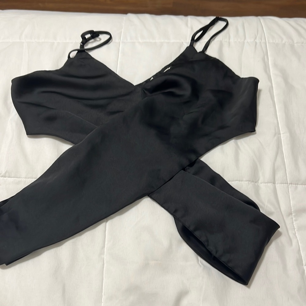 Small black silk top ties on the sides